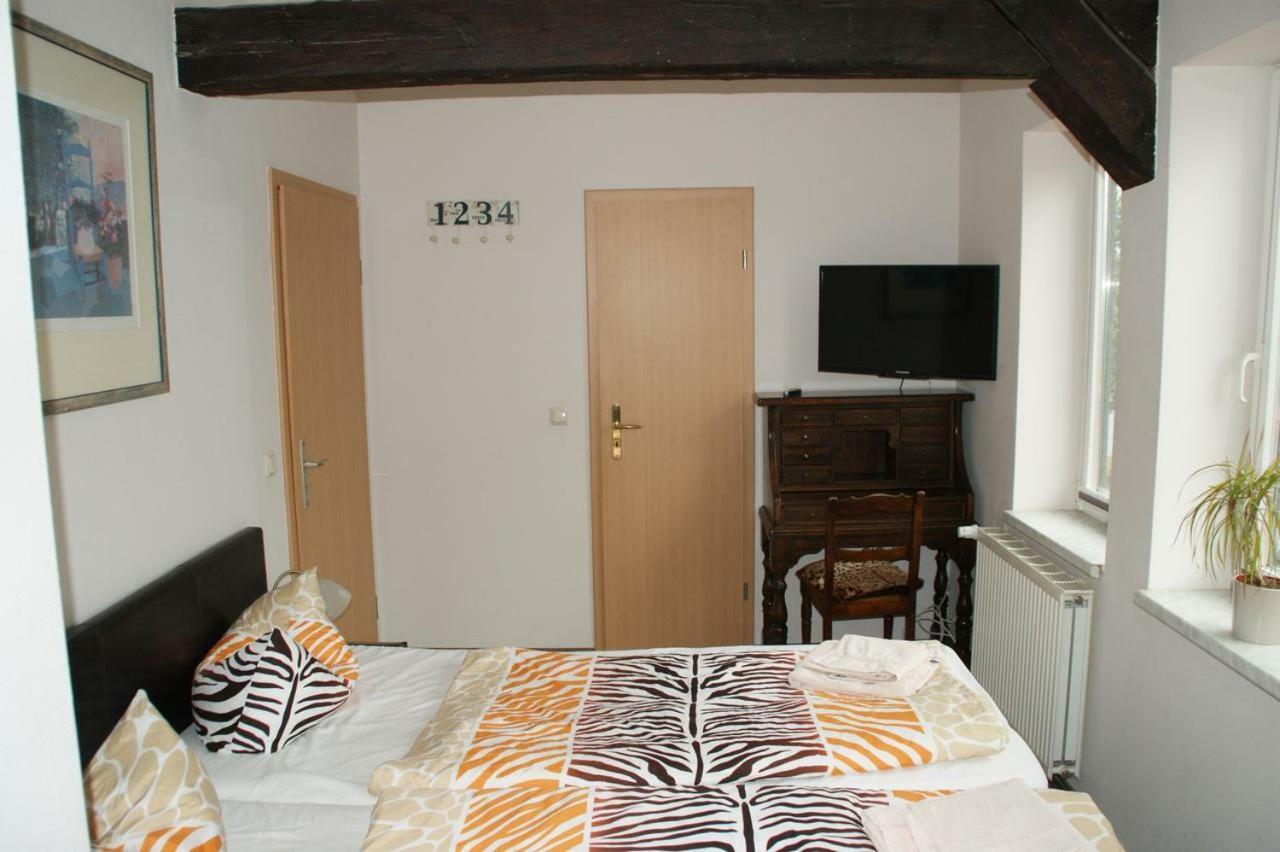 Zur Schlossinsel Hotel Wolgast Ngoại thất bức ảnh